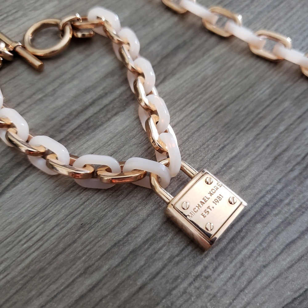 Michael Kors  Crystal PadLock Chain Set - Picture 3 of 4